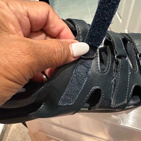 Navy sandals - Picture 8 of 9